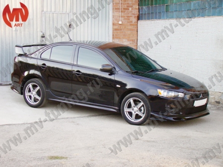 Стеклопл.Юбка переднего бампера Zodiak Lancer X (с планкой)